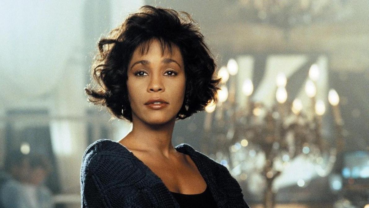 M.A.C. dự kiến ​​ra mắt dòng trang điểm tôn vinh Whitney Houston 