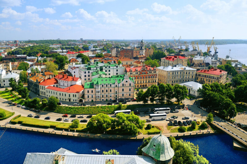 Chiêm ngưỡng cảnh đẹp tuyệt vời ở thành phố Vyborg tại Nga